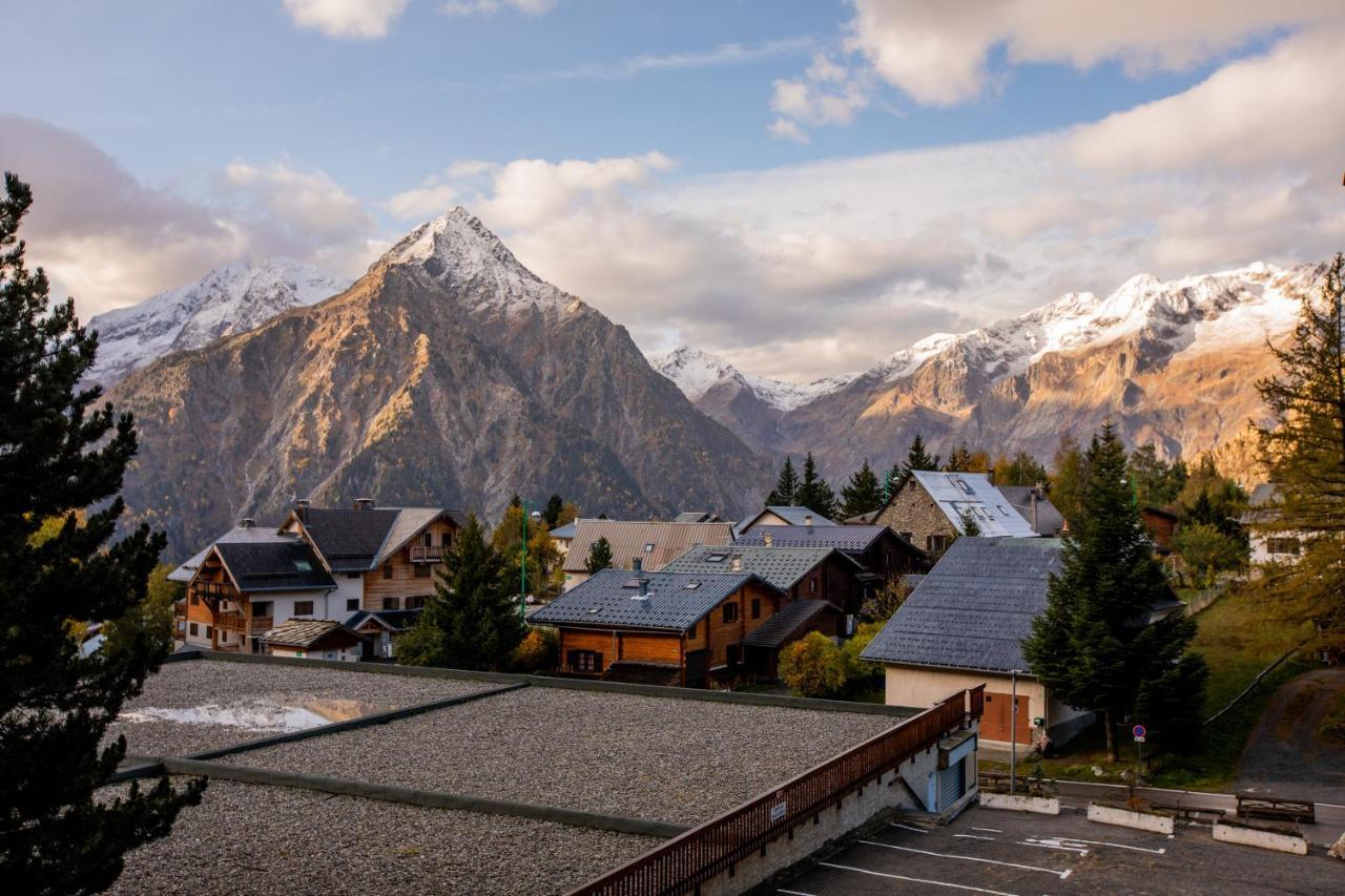 Aux Pieds Des Pistes, Les 2 Alpes Lägenhet Vénosc Exteriör bild